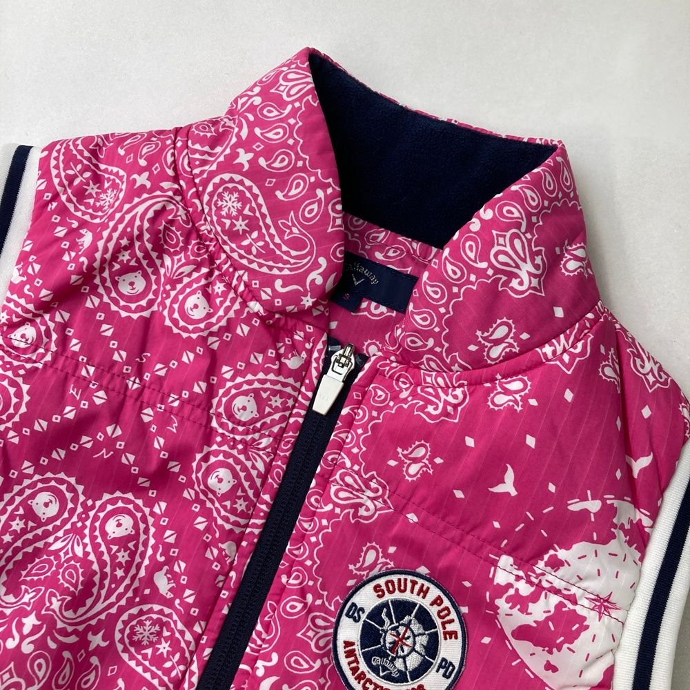 全品送料無料! サイズ S CALLAWAY キャロウェイ ノースリーブ 中綿 ワンピース ペイズリー 総柄 ピンク系 240101408011 ゴルフウェア レディース ストスト 安心の全品国内発送！