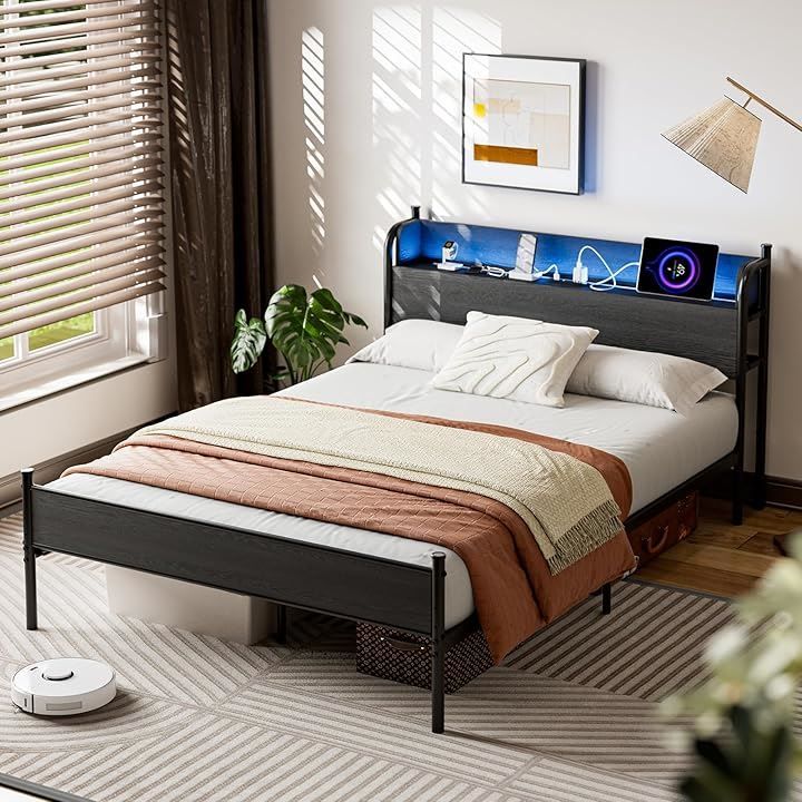 IKIFLY ベッドフレーム パイプベッド D コンセント USB充電付き LEDライト付きスチールベッド すのこベッド 収納宮棚付き 2段階高さ調整 頑丈 カビ防止 安定性 耐久性 耐荷重350KG 組立簡単 ブラック ダブル