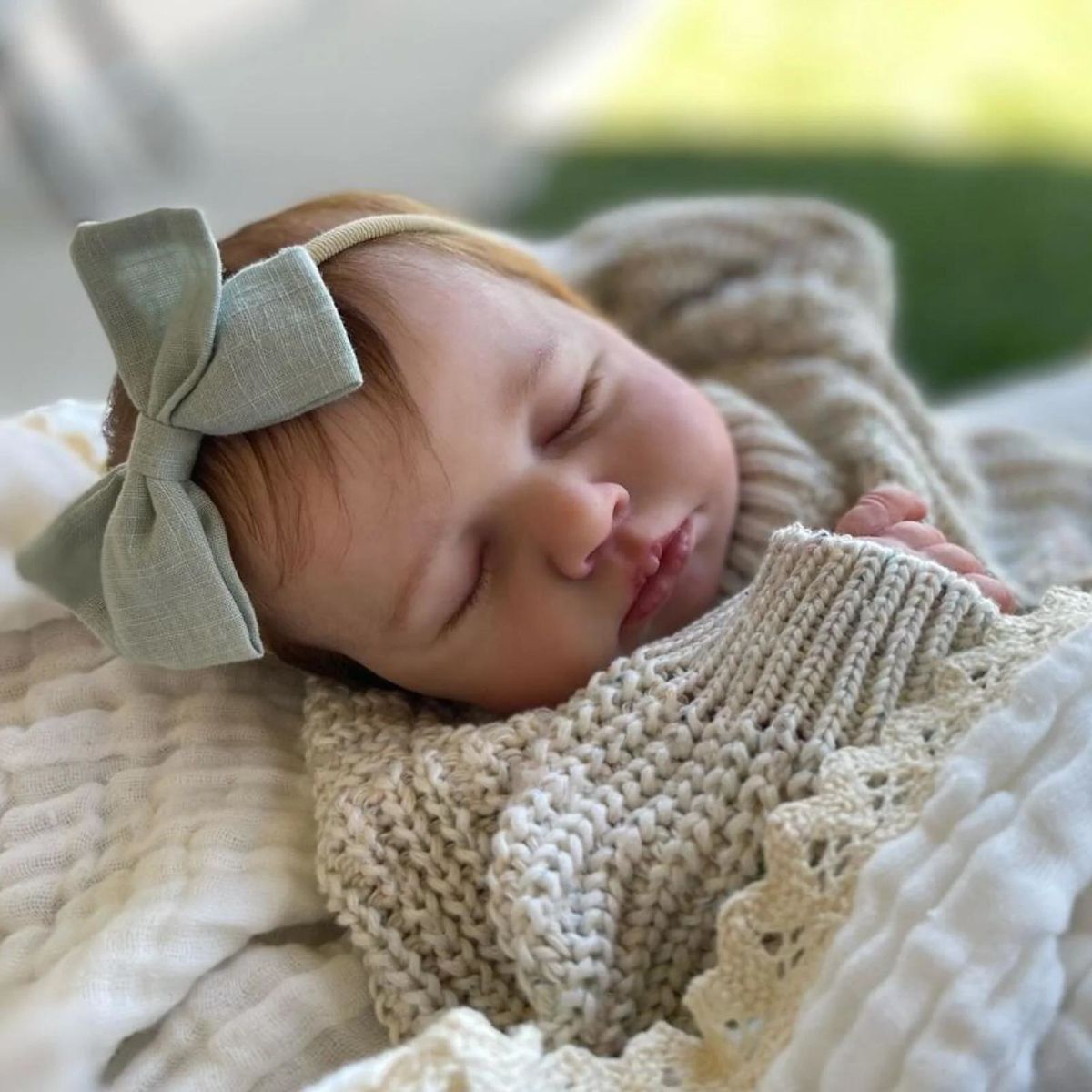 まるで 20インチ リボーンベビードール 3 Dペイント 静脈までリアル 手植えの髪 柔らかいクロスボディ ビニール製手足 哺乳瓶 おしゃぶり付き 3歳～ プレゼントに