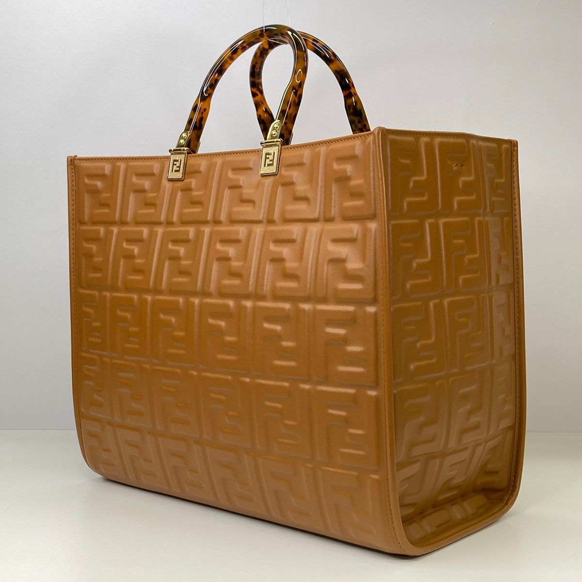 FENDI フェンディ サンシャイン ミディアム トートバッグ 8BH386 レディース ブラウン