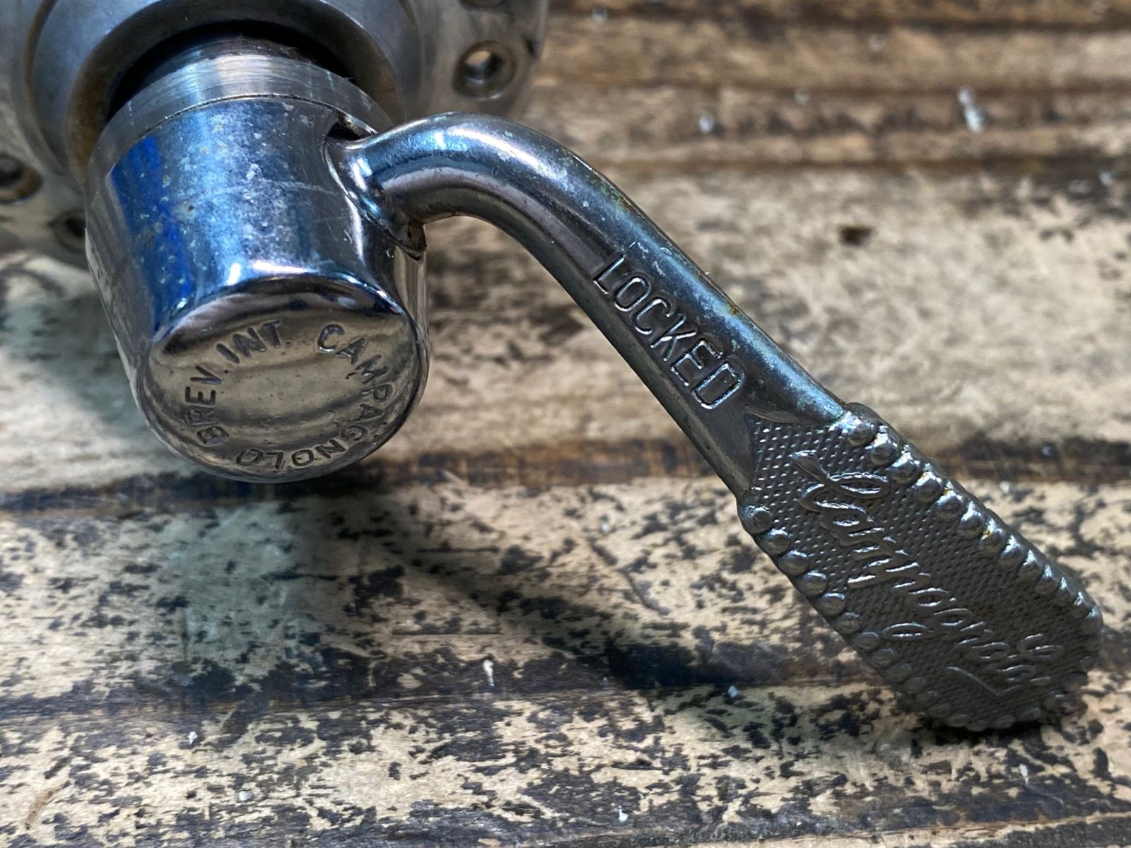 JH343 カンパニョーロ CAMPAGNOLO レコード RECORD フロントハブ 32H