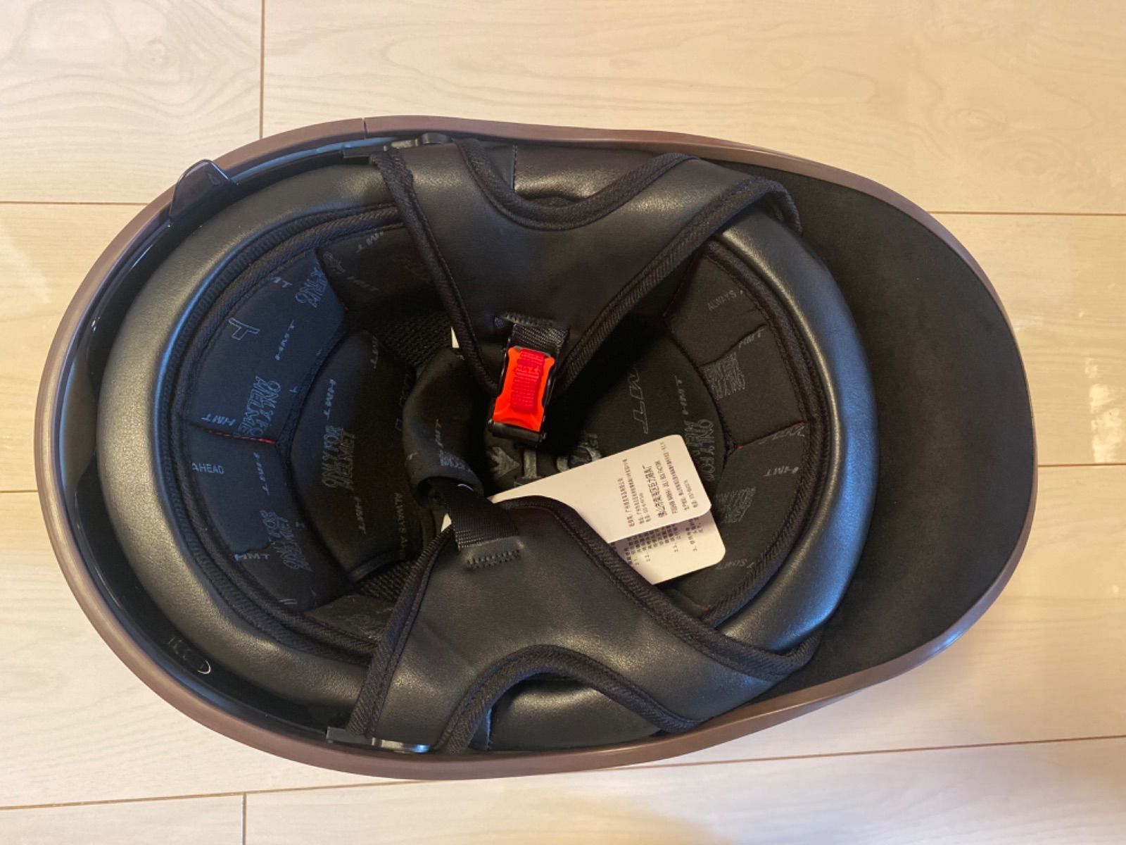 内蔵シールド付き 軽量設計