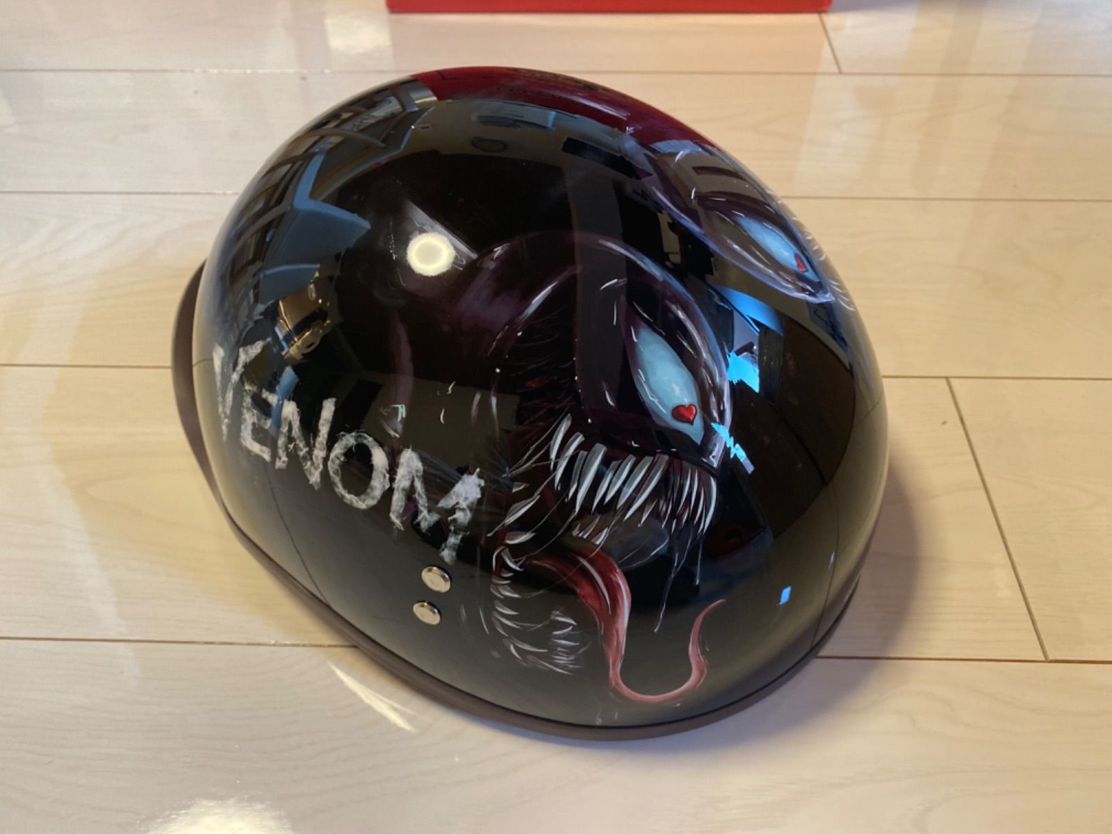 ベノムデザイン ヘルメット ハーフタイプ バイク用 クラシックスタイル ハーフヘルメット バイク用 男女兼用 内蔵シールド付き 軽量設計 LV112フリーダム箱入り M〜2XL