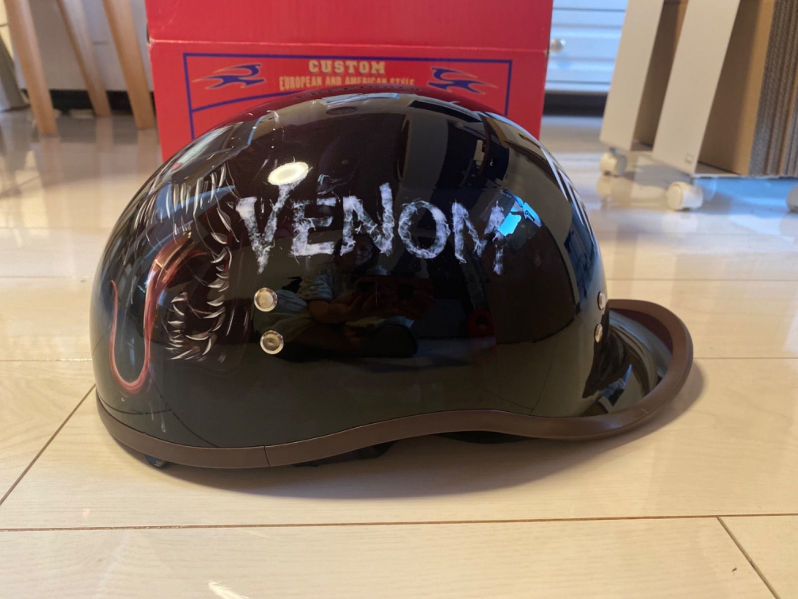 ベノムデザイン ヘルメット ハーフタイプ バイク用 クラシックスタイル ハーフヘルメット バイク用 男女兼用 内蔵シールド付き 軽量設計 LV112フリーダム箱入り M〜2XL FFCRYSTALESIA_COM