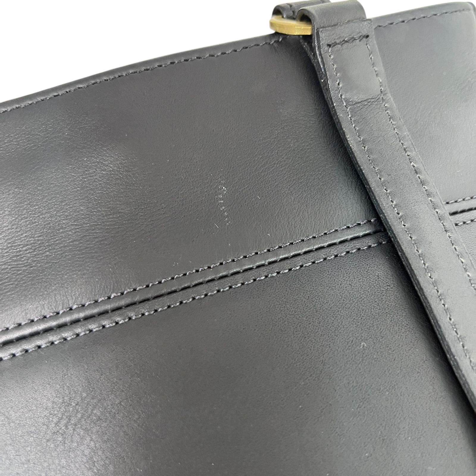 バケツ ブラック系