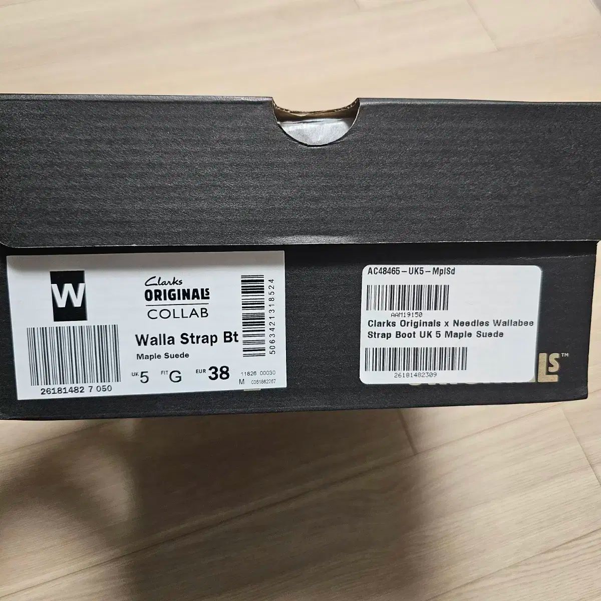  235 クラークス ニードルズ ワラビー ストラップ ブーツ メイプル スウェード その他 ブーツ