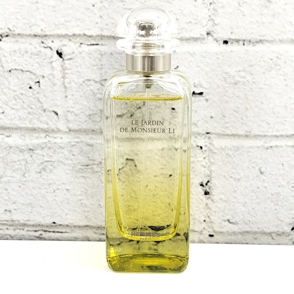 HERMES エルメス 李氏の庭 オードトワレ 100ml オー ド トワレ 《李氏の庭》 - 100 ml | Hermès - エルメス-公式サイト