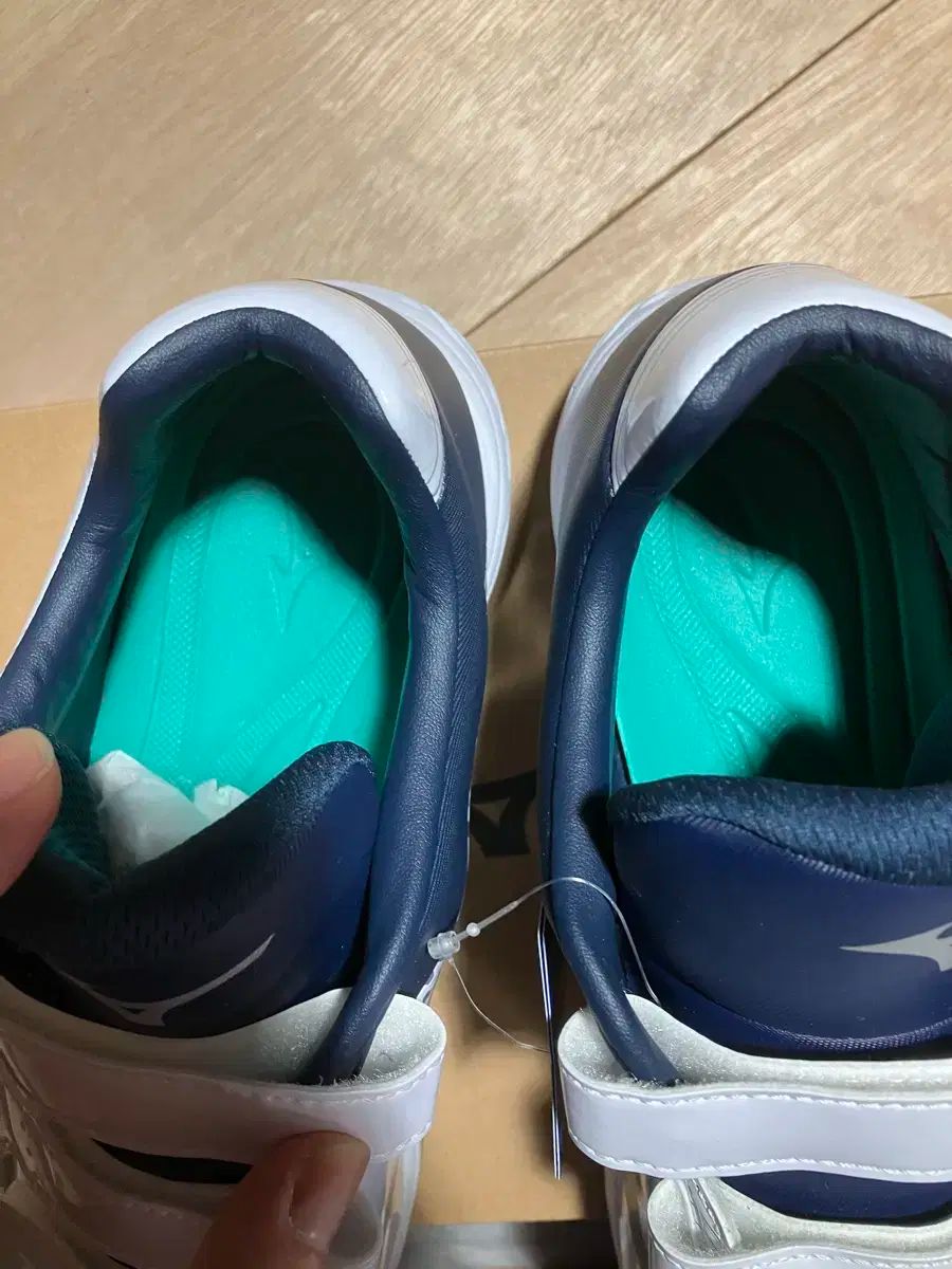  ミズノ 280 mm バックル 人造芝 野球シューズ その他 シューズ