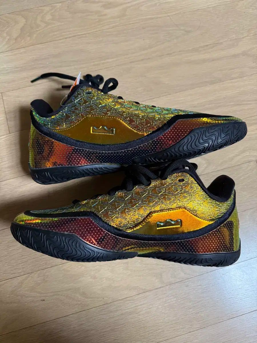 レブロン23 40K フルセット 商品 モデル