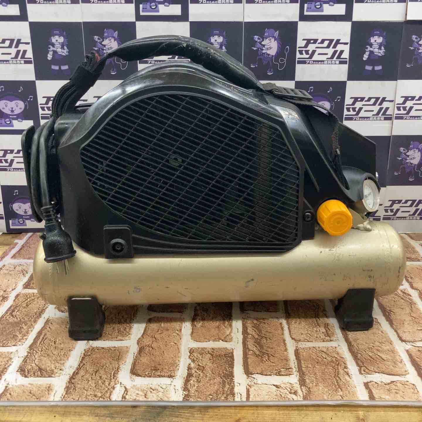 エアコンプレッサー