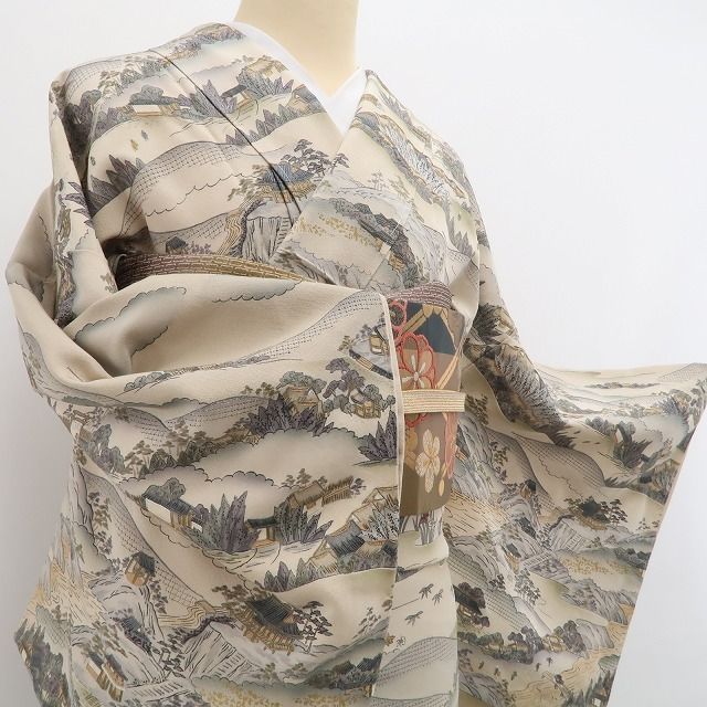 千年の都をその身に纏って