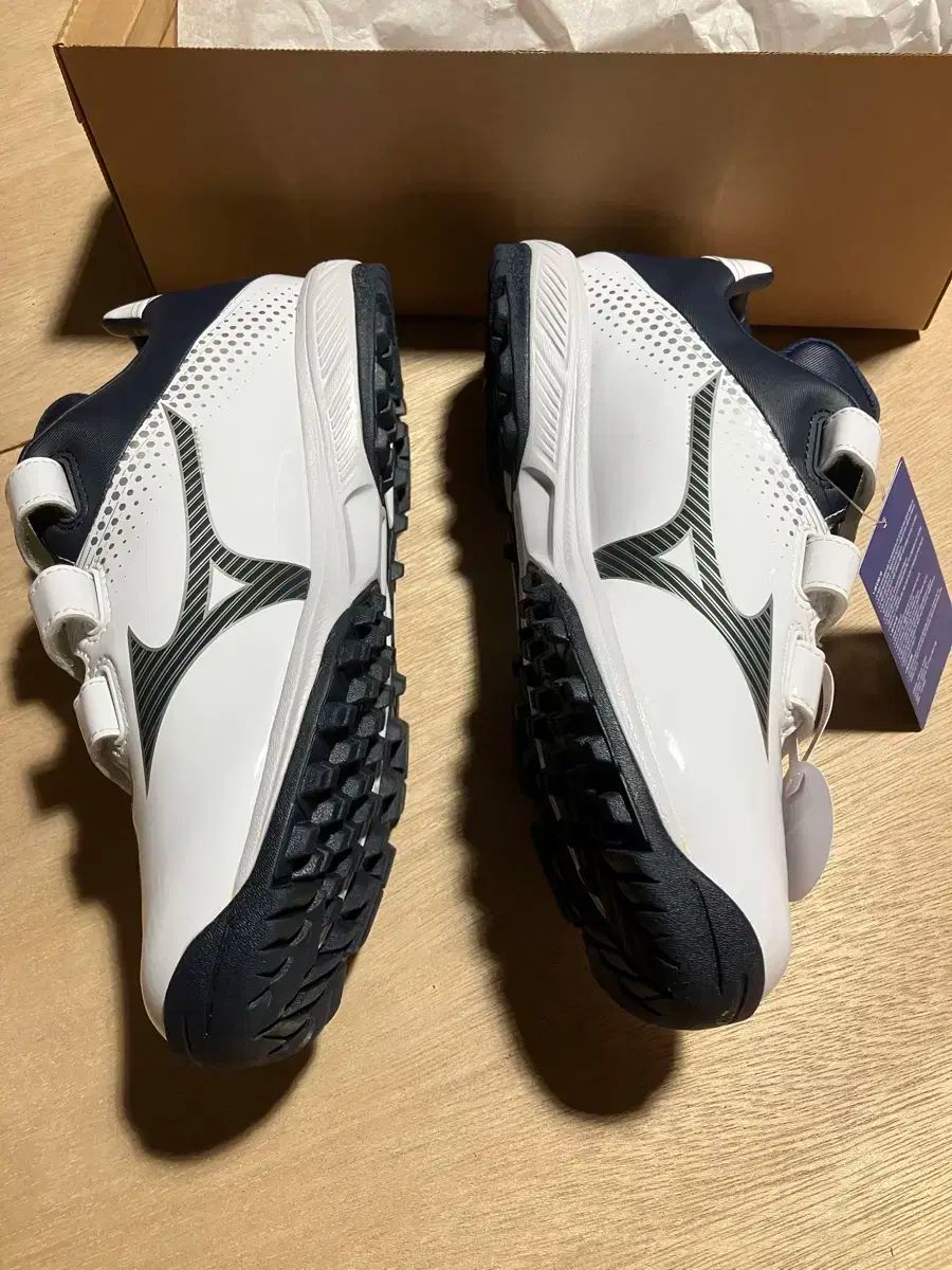 ミズノ 275 mm バックル 人造芝 野球シューズ