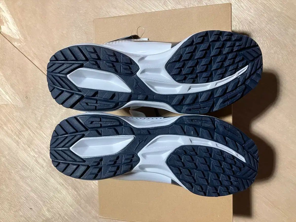 ミズノ 265 mm バックル 人造芝 野球シューズ