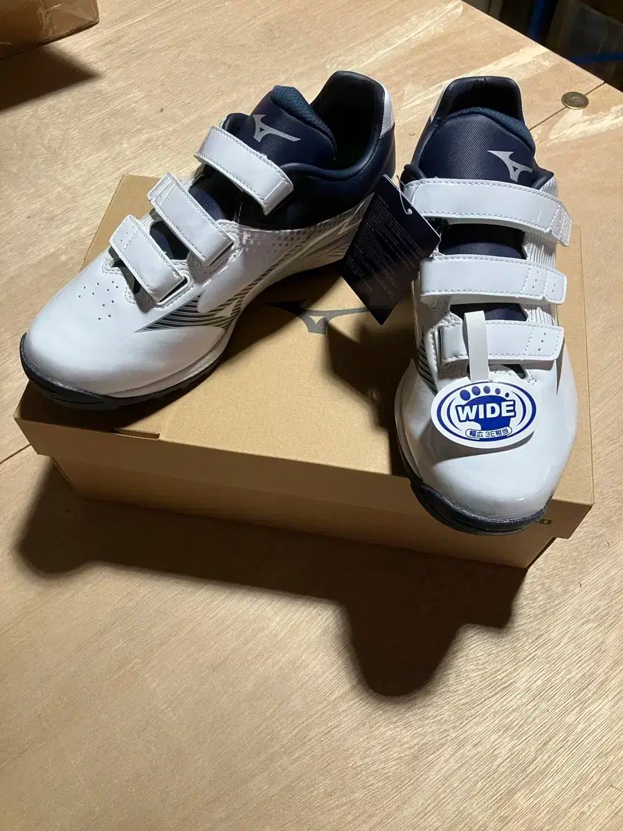 ミズノ 265mm バックル 人造芝 野球シューズ