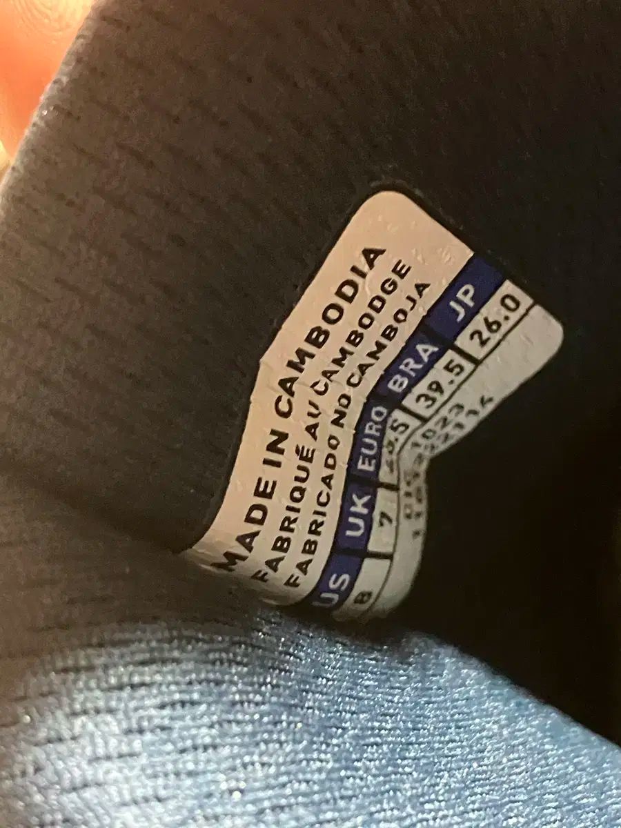 人造芝 野球シューズ