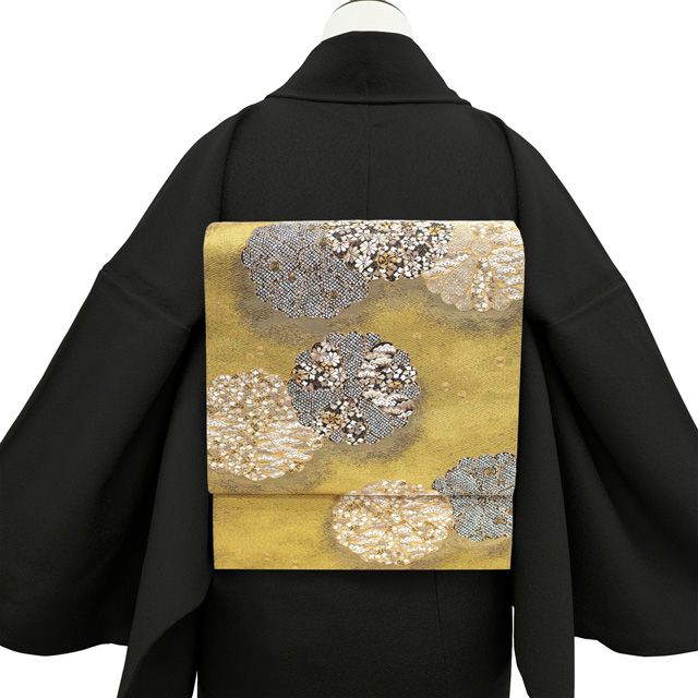 すごい値！袋帯 京都 西陣 加納幸 正絹 ライトグレージュ地 桜 箔散らし 流水 金銀糸 カジュアル 中古 仕立て上がり みやがわ neb01105 中古 すごい値！ 袋帯 加納幸 リサイクル フォーマル 京都 西陣 正絹 白銀地 草花 菊 桔梗 撫子 市松 金銀糸 上質 中古 仕立て上がり 春  秋 冬 みやがわ neb01408 | リサイクル着物 みやがわ 中古着物