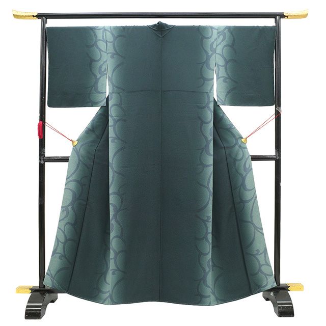 新古品 小紋 着物 ♥ 正絹 袷 齋藤良樹 YOSHIKI流 ろうけつ染め作家 ローケツ染 ろうけつ染 天鵞絨色 深緑 アンティークグリーン ぼかし 唐草 カジュアル 春 秋 冬 仕立て上がり 身丈165 裄丈69 Lサイズ みやがわ sb16527