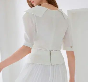 ペプラム ブラウス