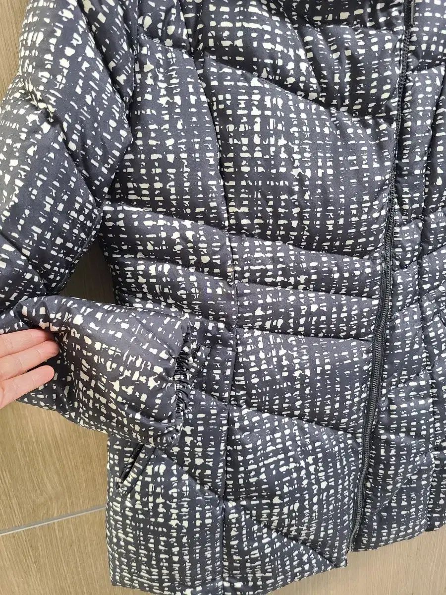 MOJO S PHINE ショートダウン ブラック パータン 66 GULLKHAN_COM