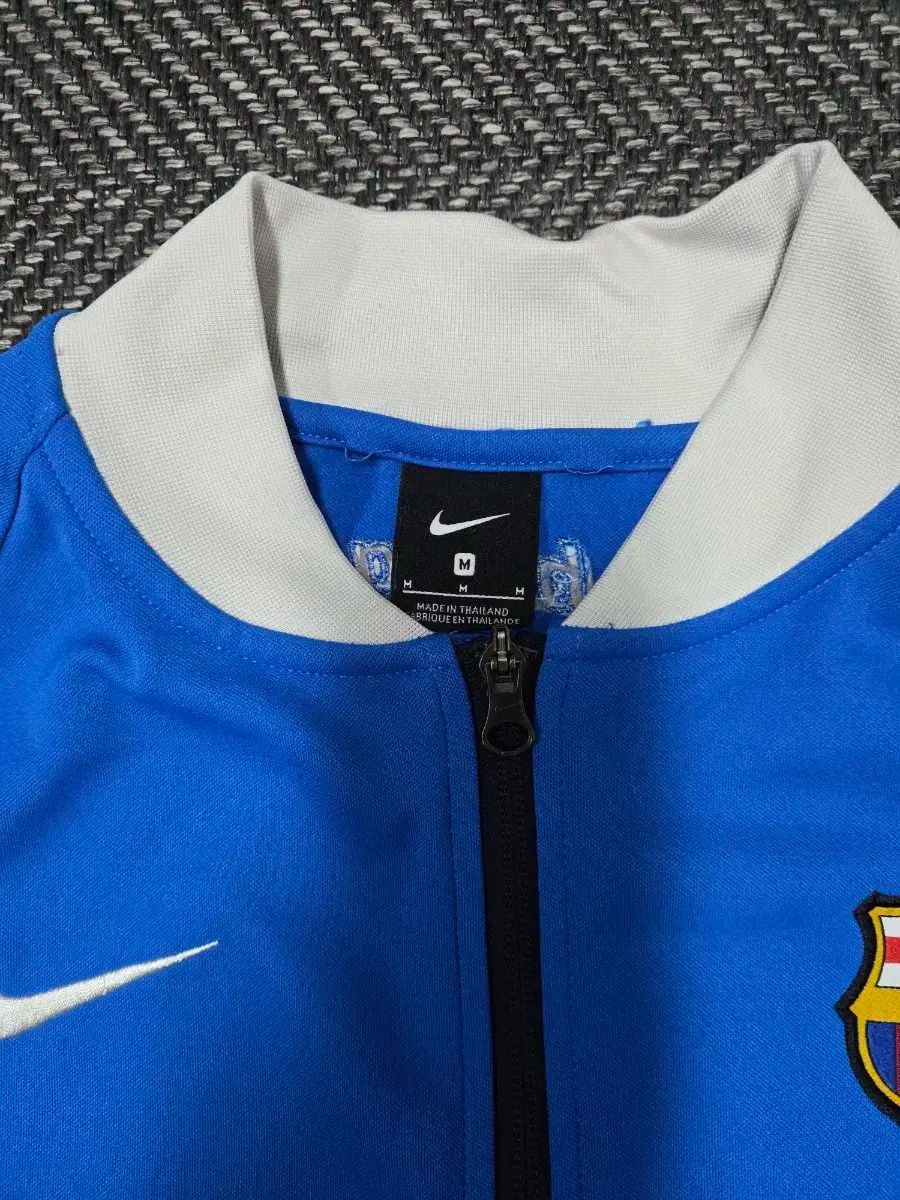 フルジップアップ