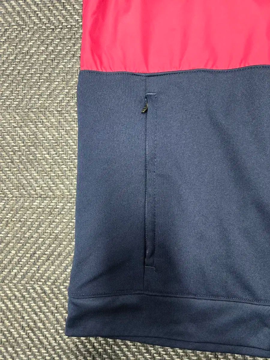 ナイキ FC バルセロナ フルジップアップ ジャケット WWW_OLIVIERBERNSTEIN_COM