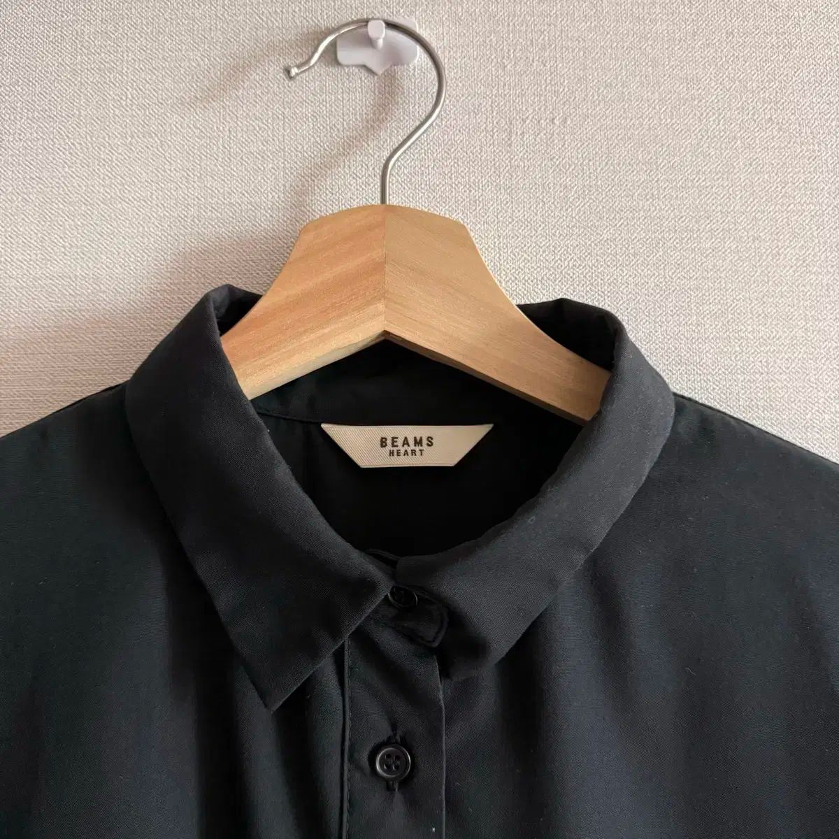 BEAMS ハート プリーツ シャツ ブラック