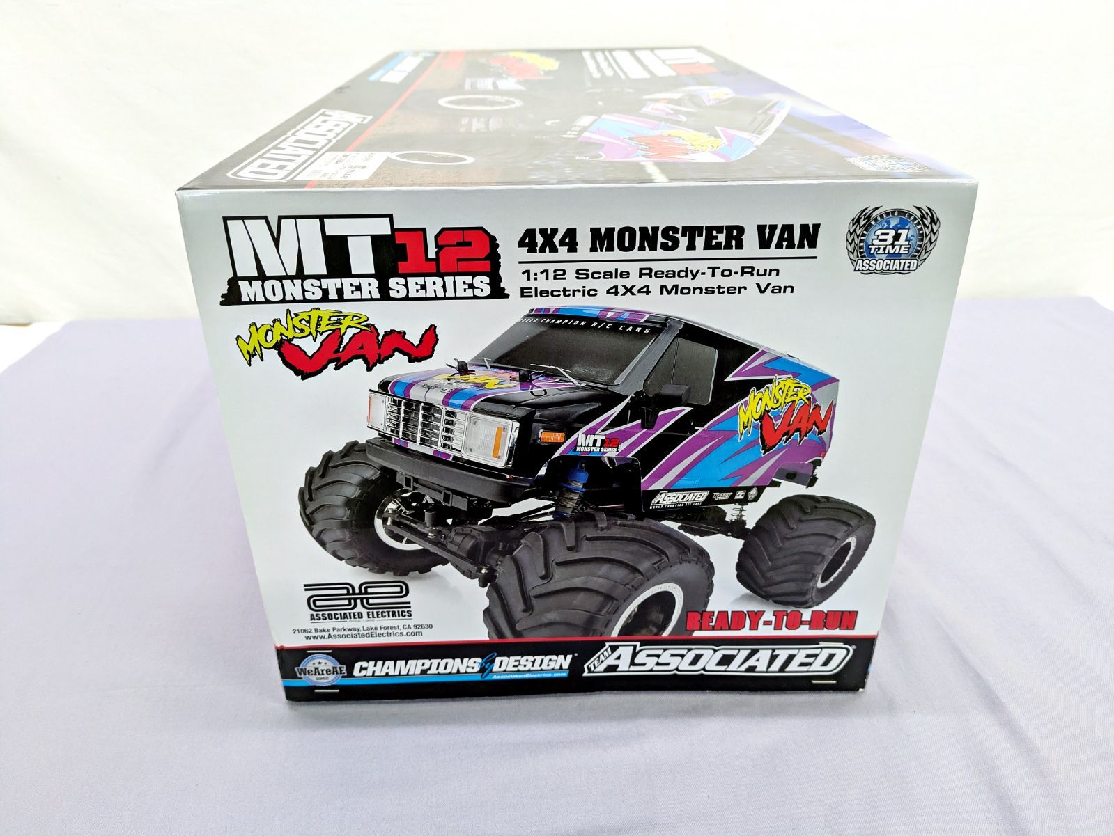 品質保証で、高速配送！ Team Associated MT12 4x4 Monster Van モンスターバン ラジコン RTR リポコンボ ASC40008C 830