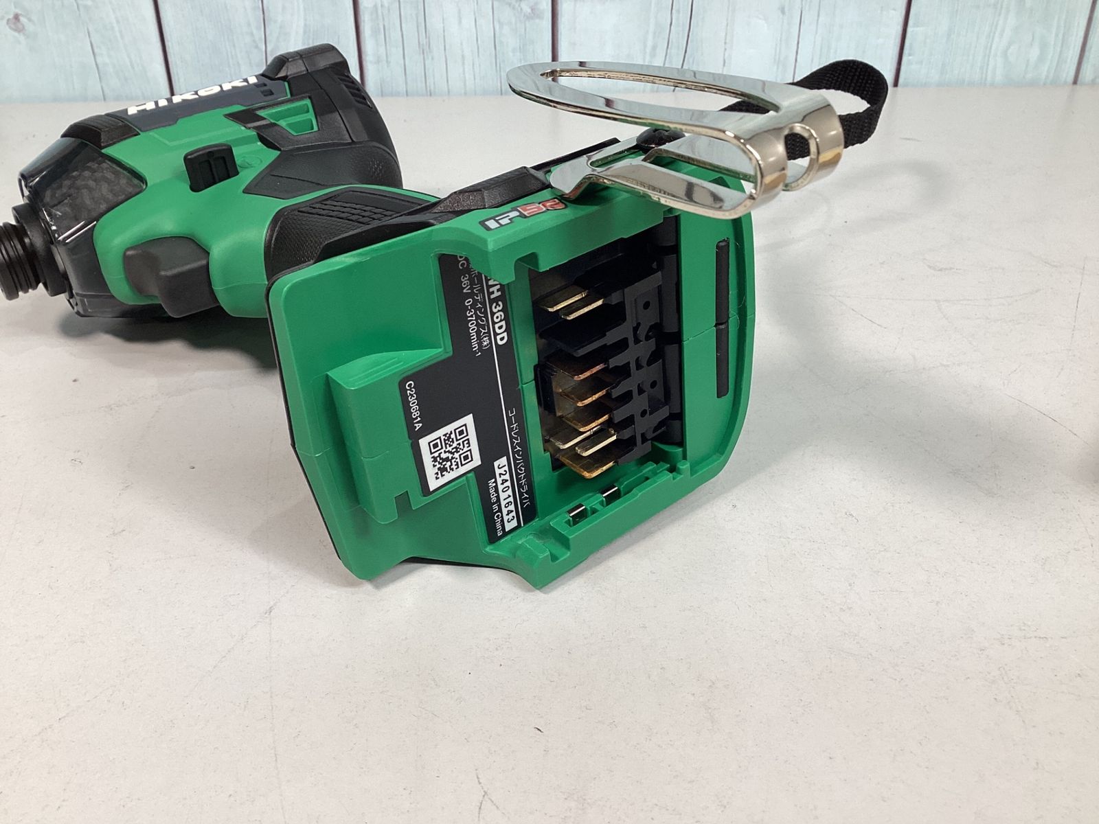 コードレスインパクトドライバ アグレッシブグリーン