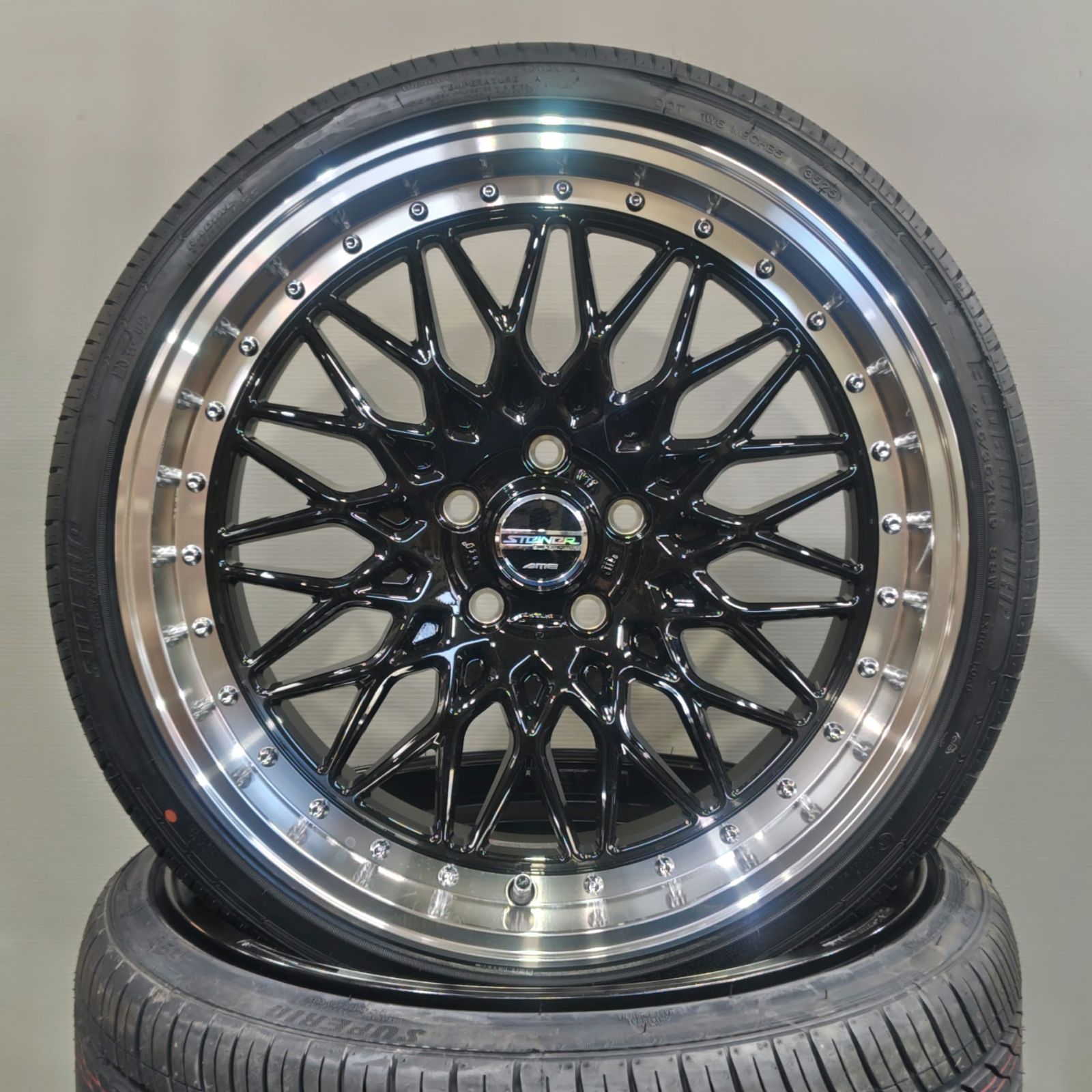 19インチ タイヤアルミセット クラウン | マークX | 70カムリ ブラックメッシュ 9J 4本