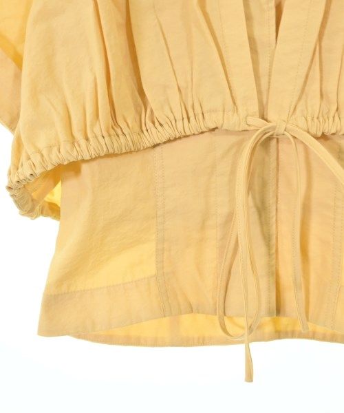 カジュアルシャツ