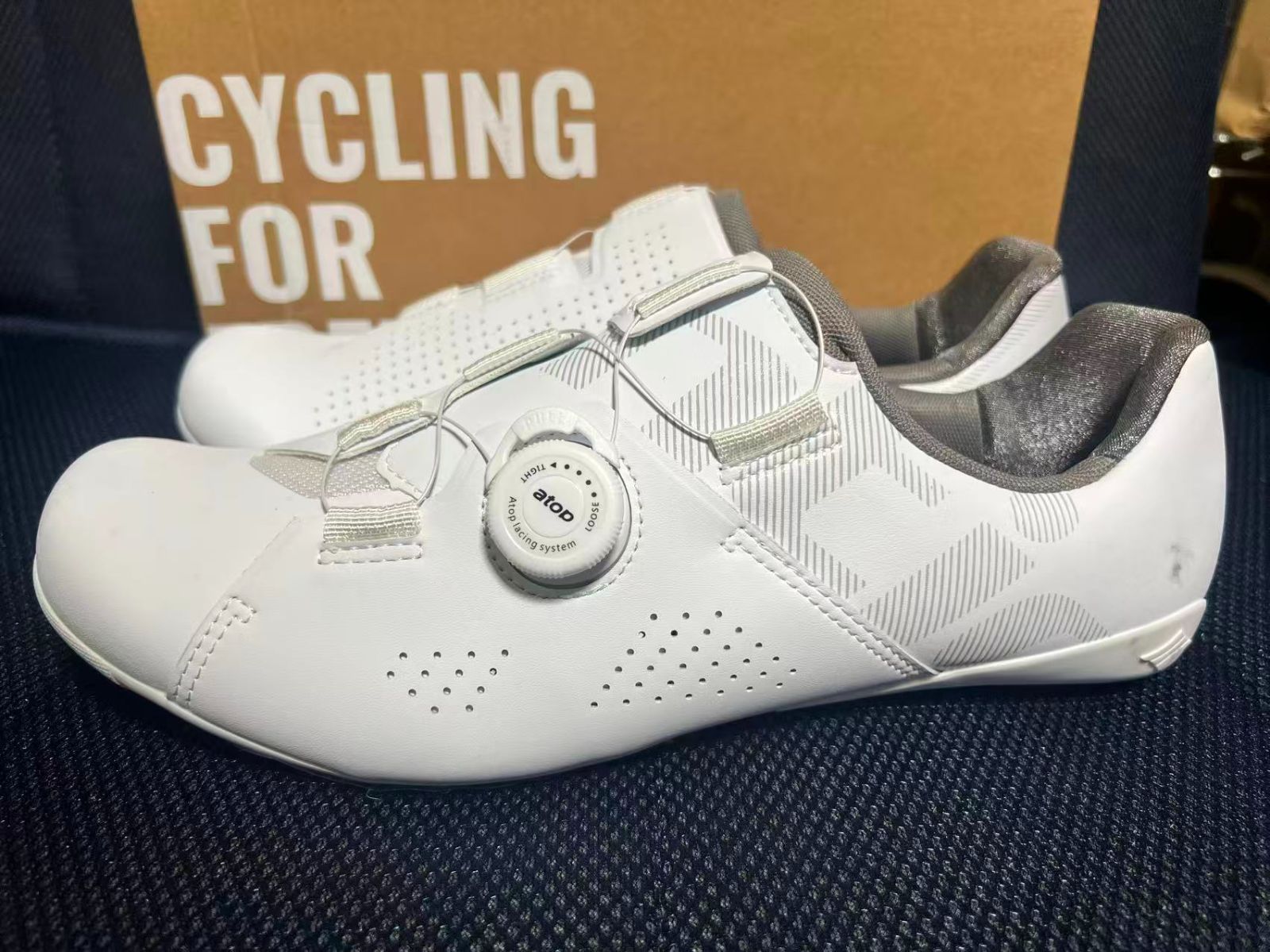 アウトレット サンティック サイクリングシューズ ビンディングシューズ ロードバイク 自転車 メンズ レディーズ WS 23041 ホワイト 45約28 cm 処分