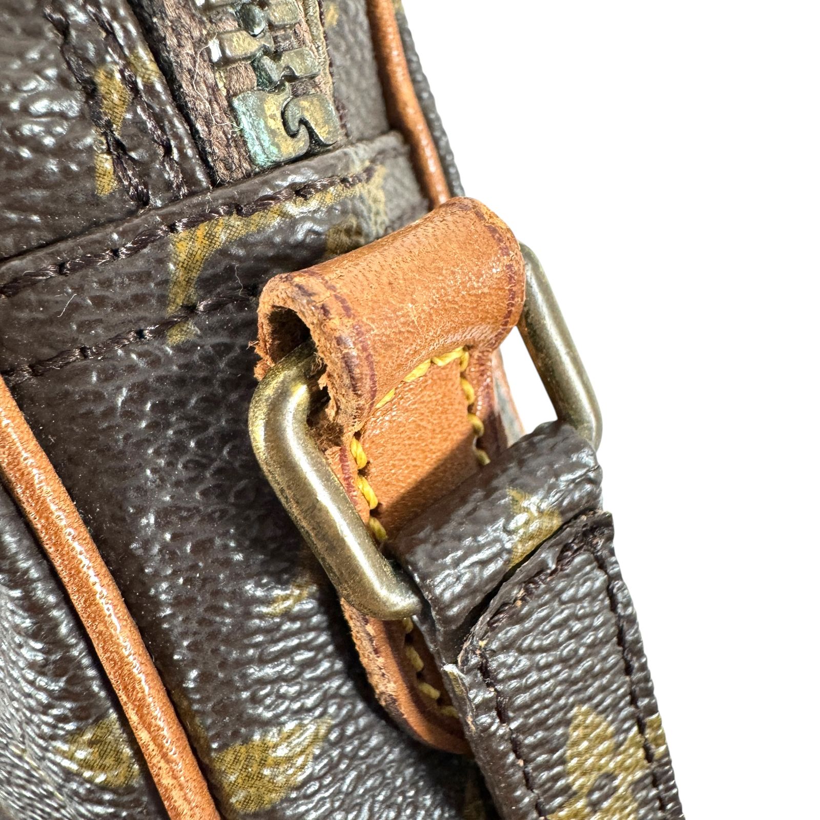 ショルダーバッグ J0409