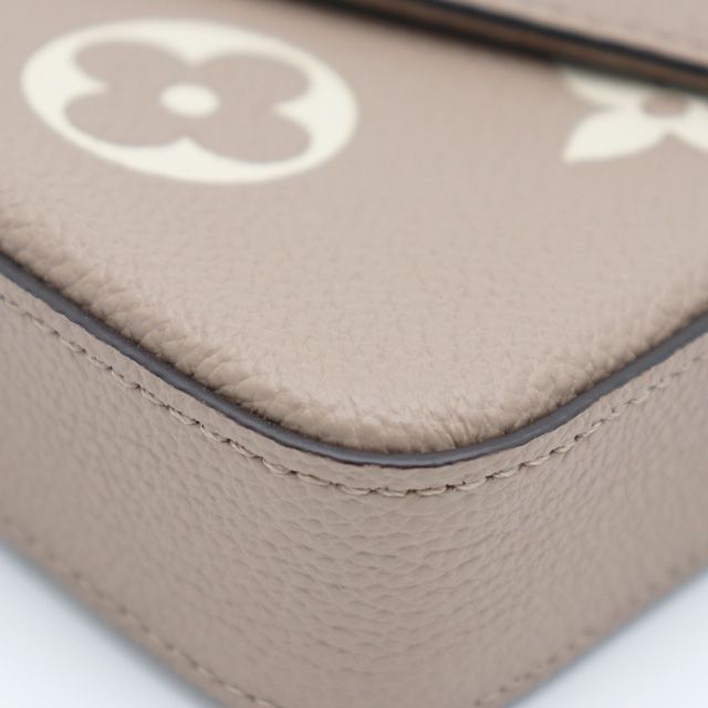 ショルダーバッグ