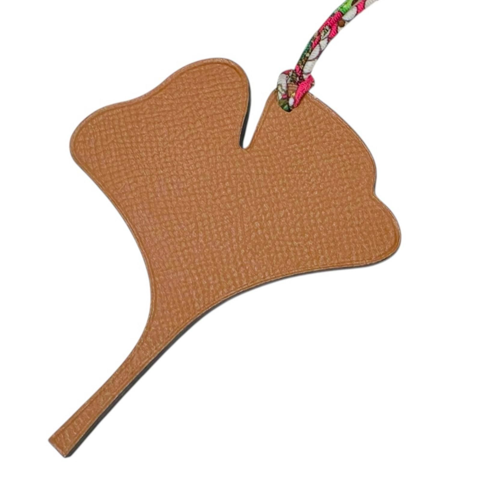 エルメス プティ アッシュ イチョウ チャーム