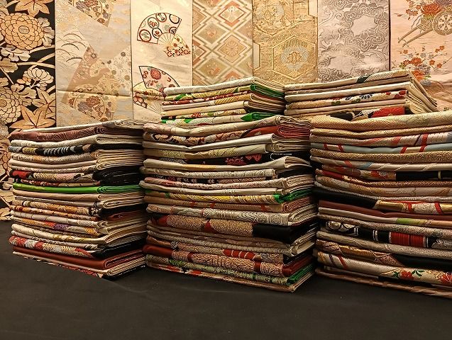 平和屋着物 袋帯 西陣 まとめて100点 鳳凰 鴛鴦 孔雀 向かい蝶 風景 更紗 花柄 正倉院 佐賀錦 金銀糸 など ♥品あり 全て正絹 mmm069