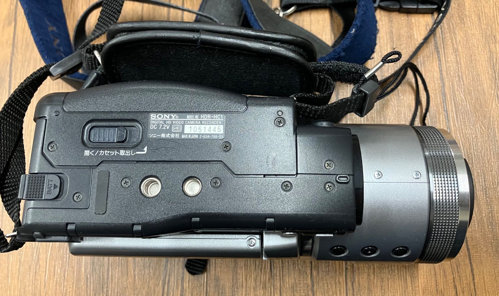 T152 SONY HDR-HC1 シルバー ビデオカメラ - メルカリ