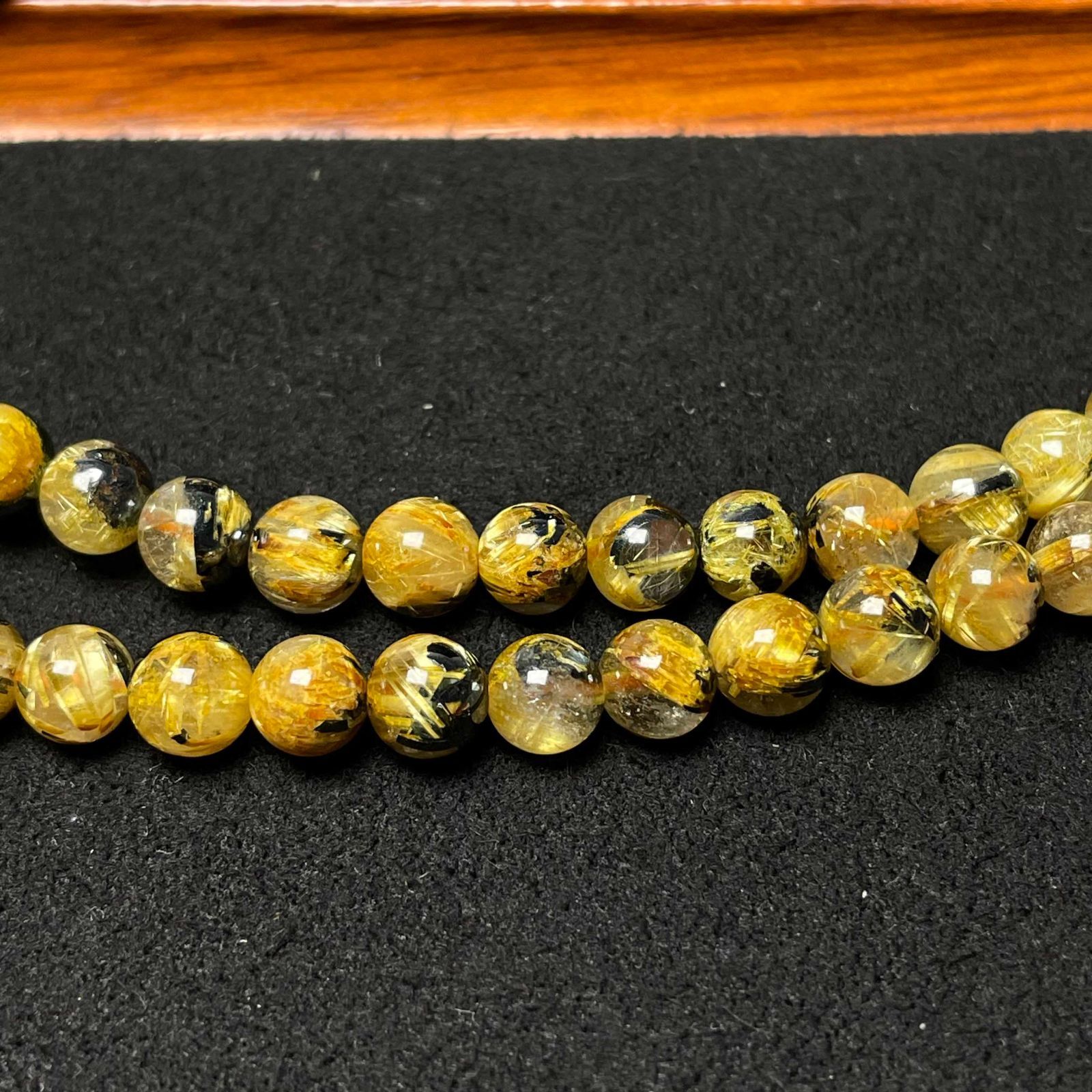 黄金針水晶 金運