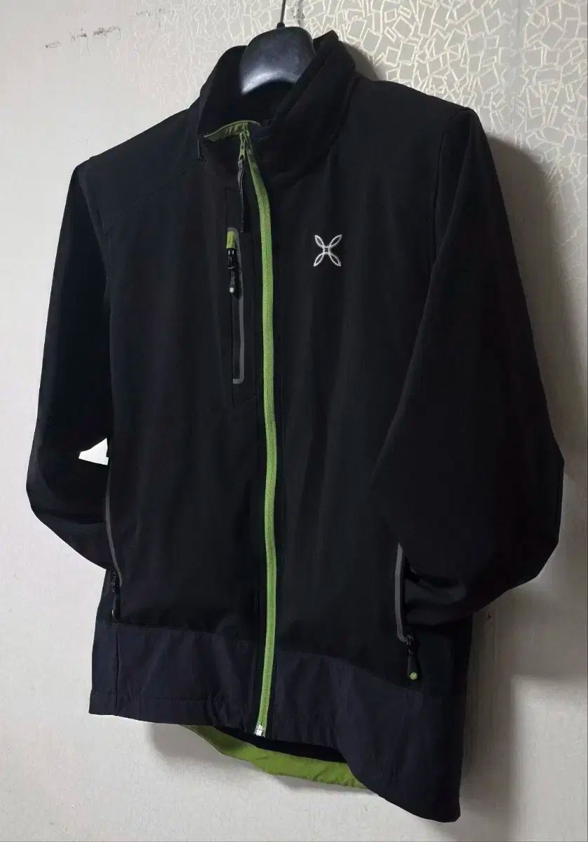 MONTURA モンチュラ 秋冬用 フードジップアップ 登山ジャケット メンズ M レディース L