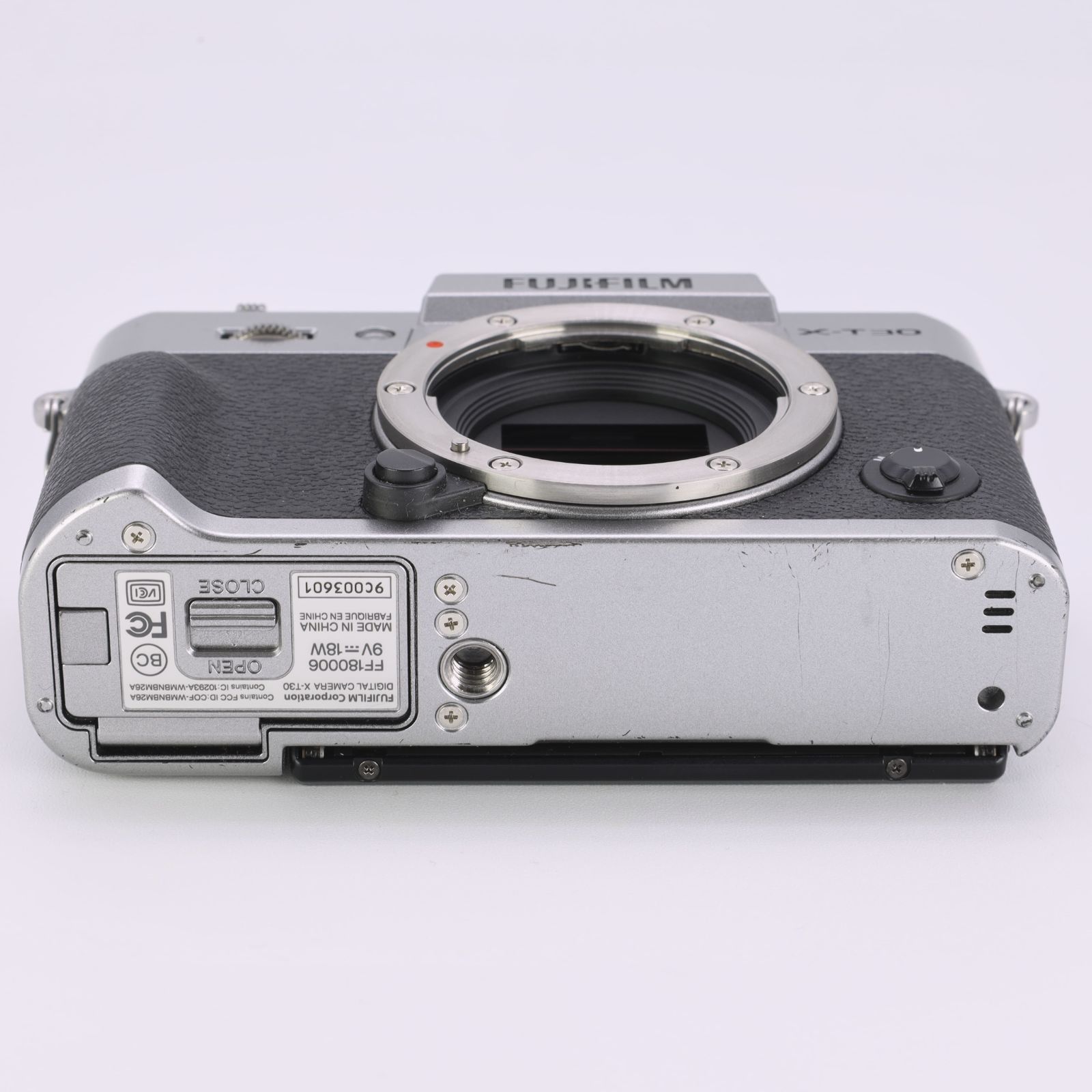 ボディ シルバー