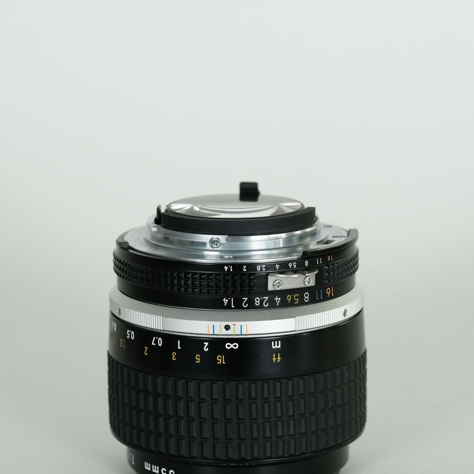 限定商品＆豊富な品揃え。 フィルター付 Nikon Ai Nikkor 35mm F1.4S Nikon Fマウント
