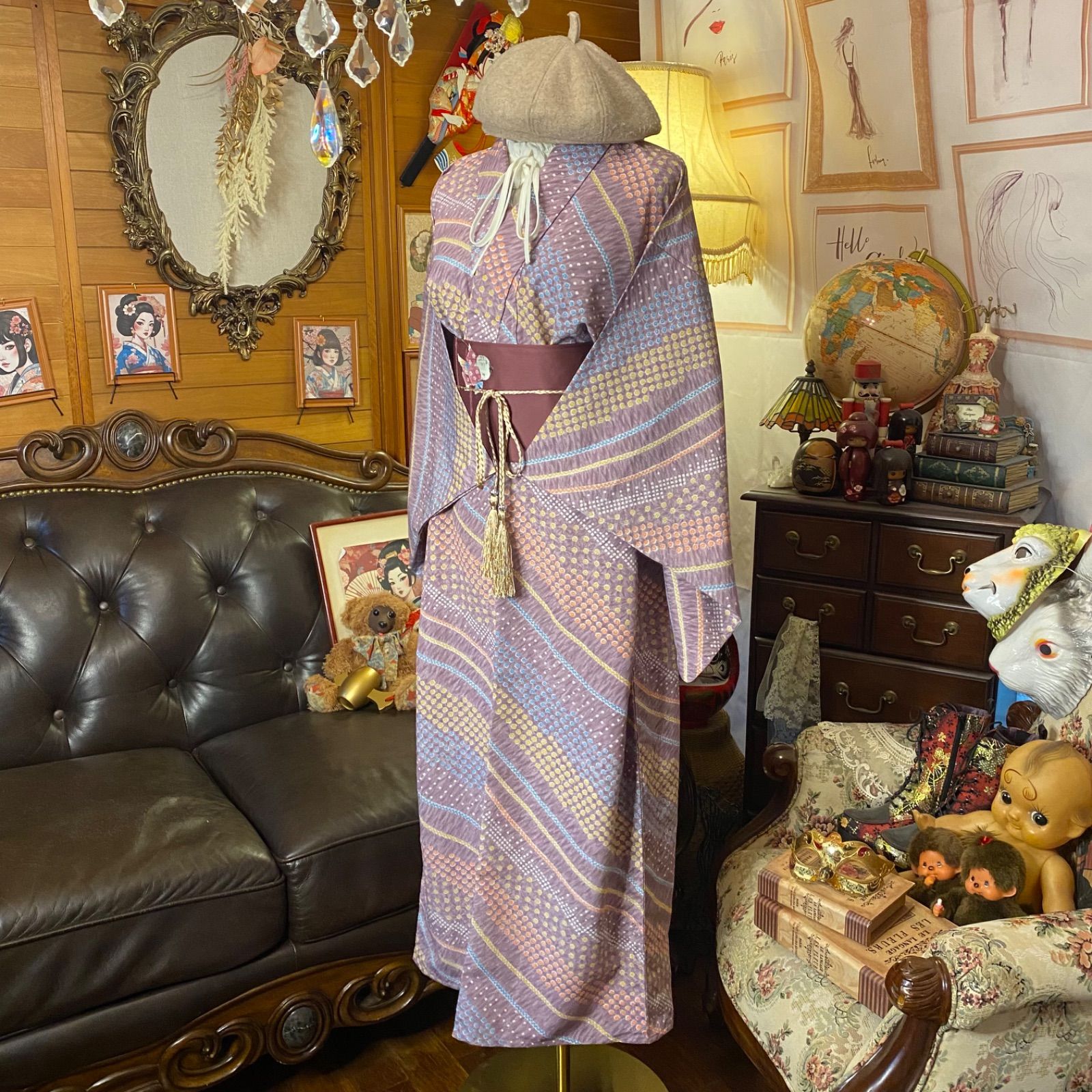 葡萄紫の流線模様