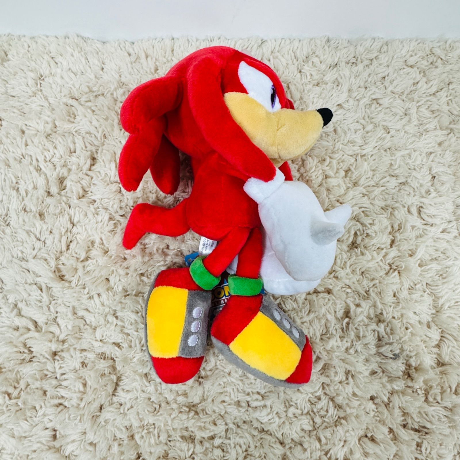 新品未使用品 SONIC THE HEDGEHOG ナックルズ ぬいぐるみ S 三英貿易