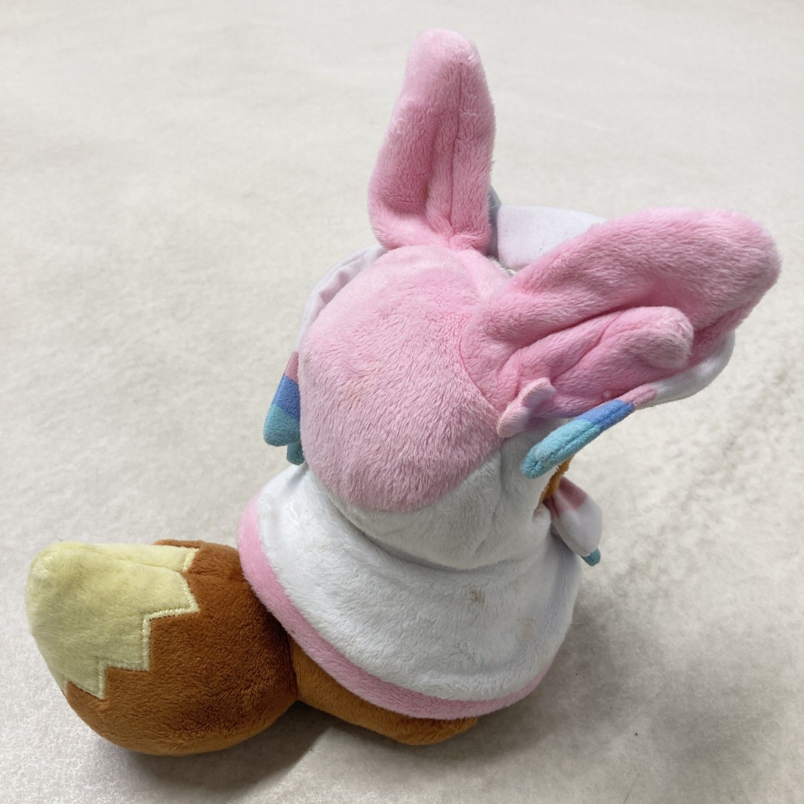 ○ ポケモンセンター イーブイ ぬいぐるみ かぶりもの ポンチョ