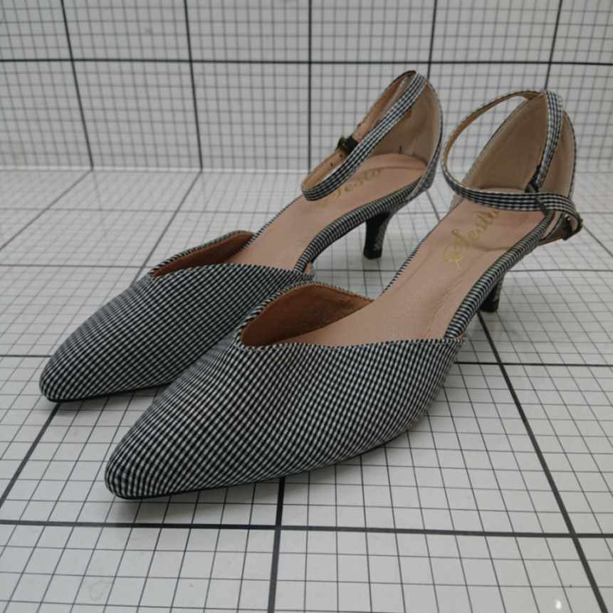 ◇ Θ SESTO セスト 大人系 ポインテッドトゥパンプス サイズ23.5cm
