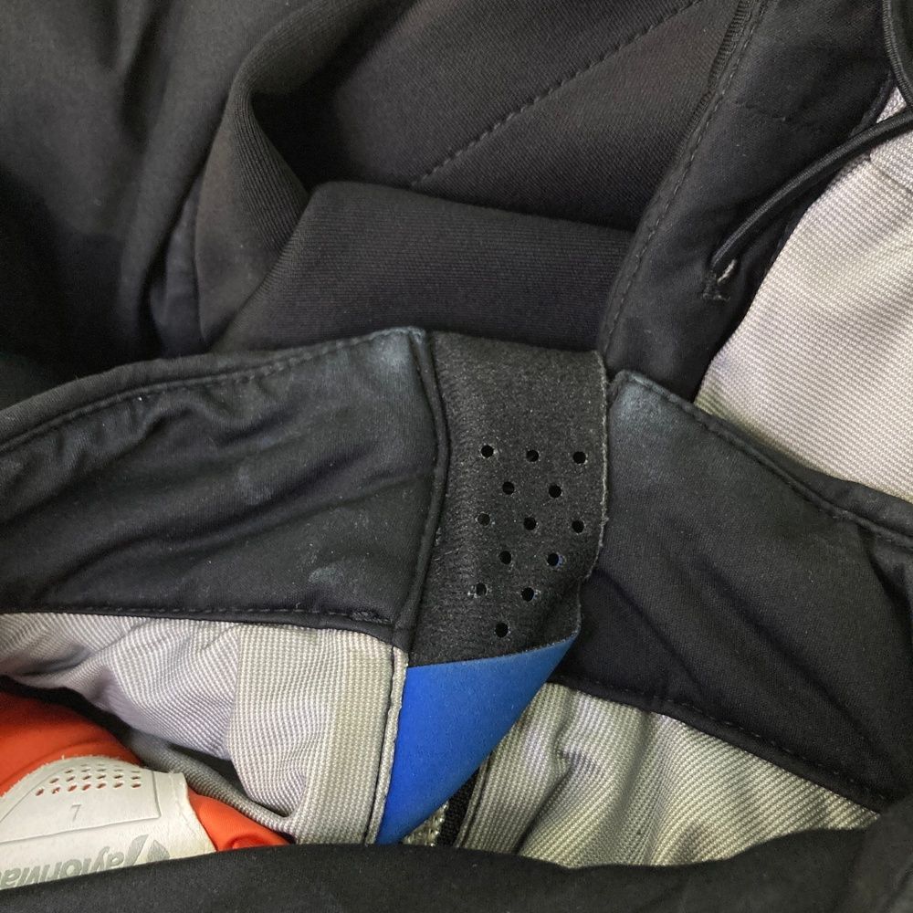 土居義峰 作 瑞松蒔絵 平棗 共箱 漆器 漆芸 抹茶 茶道具 棗 新品 未使用品 土居義峰 作 瑞松蒔絵 平棗 共箱 漆器 漆芸 抹茶 茶道具 棗