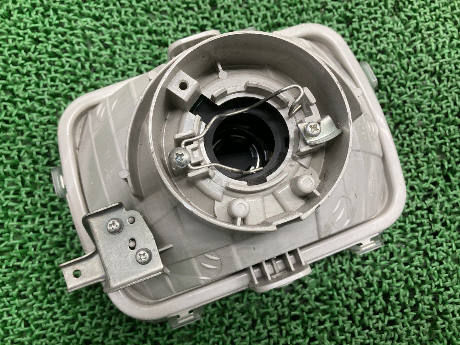 ZRX1200ダエグ ヘッドライト P8584 カワサキ 純正 中古 バイク 部品