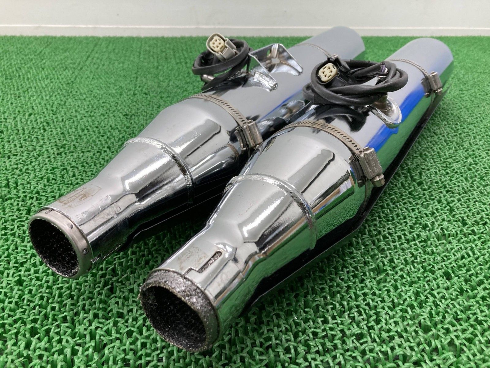 FXLRS サイレンサーマフラー 64900939/64900940 ハーレー 純正 中古