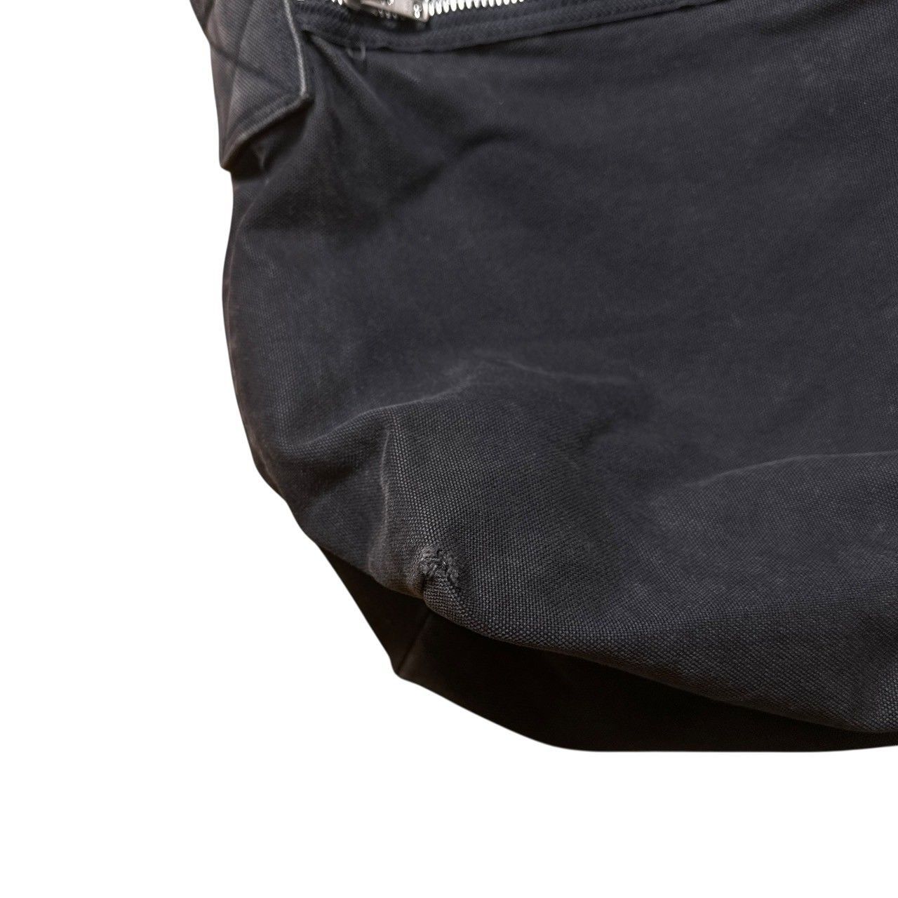 COMME des GARCONS HOMME HE-K202 Logo Messenger Bag Black