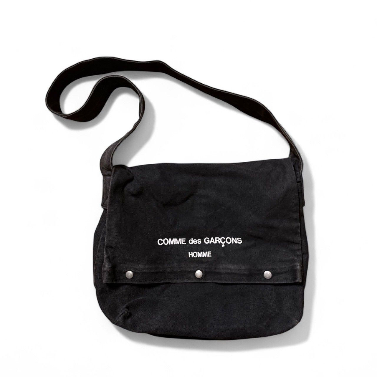 COMME des GARCONS HOMME HE-K202 Logo Messenger Bag Black