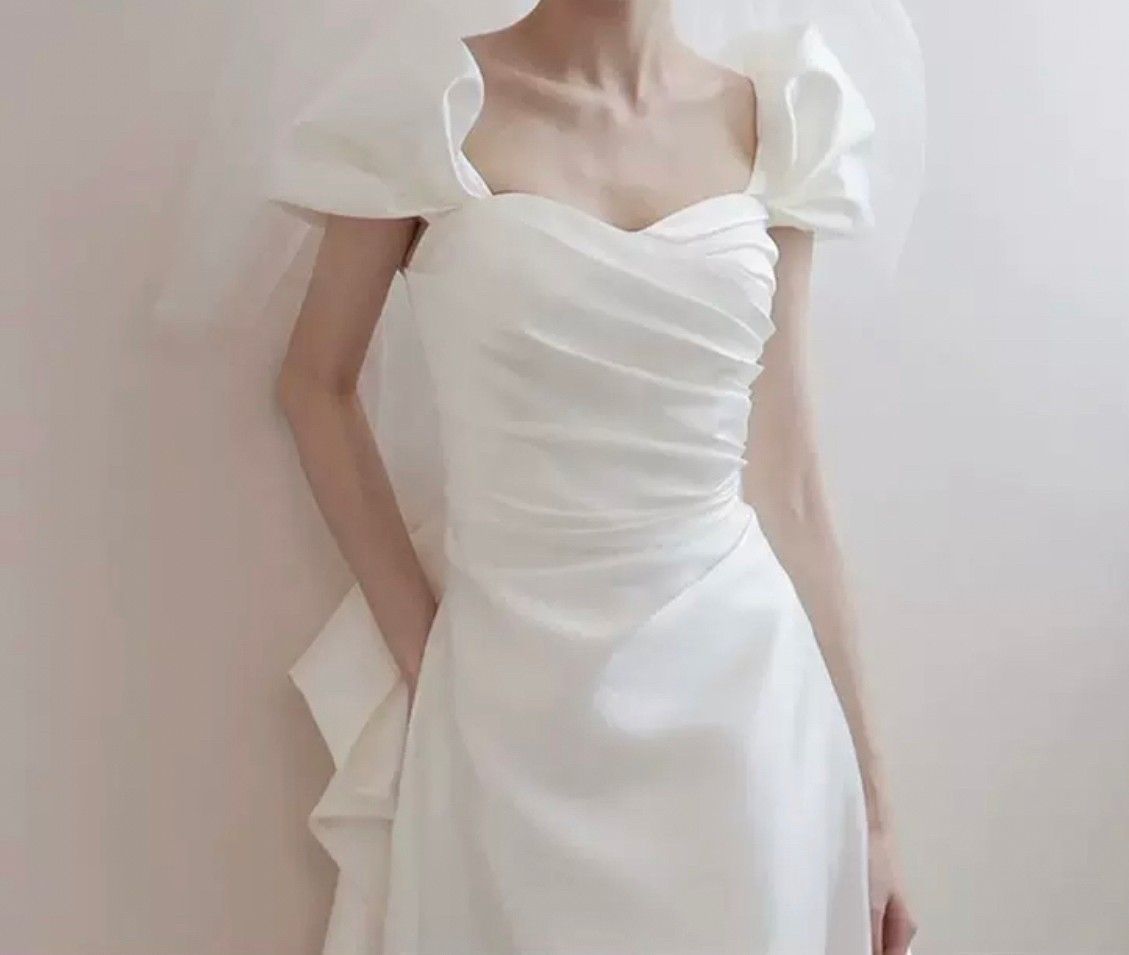 ウェディングドレス パフスリーブ